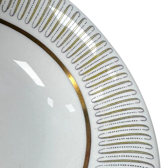 Royal Albert Capri Vegetable Dishes / Bowls White Gold Oval Bone China Lot of 2 - Picture 5 of 7